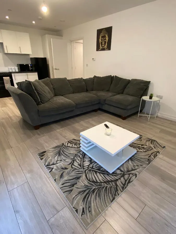 2 Bed Penthouse-Riverside View In East London Barking  United Kingdom